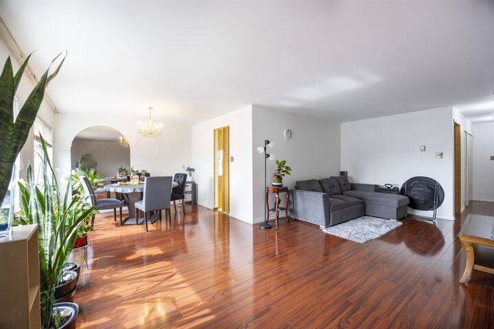 Property Photo: 615 Belmont Street 902 BC V3M 6A1