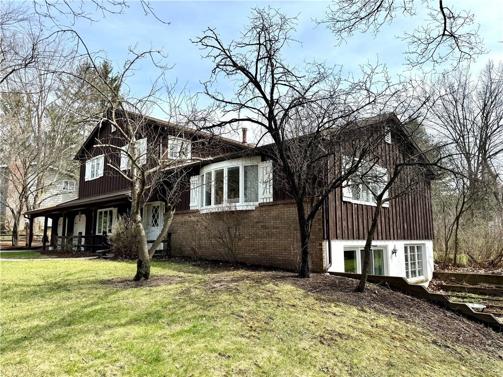 Property Photo:  57 Highgate Circle  NY 14850 