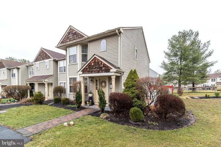 Property Photo:  393 Kent Lane  PA 18944 