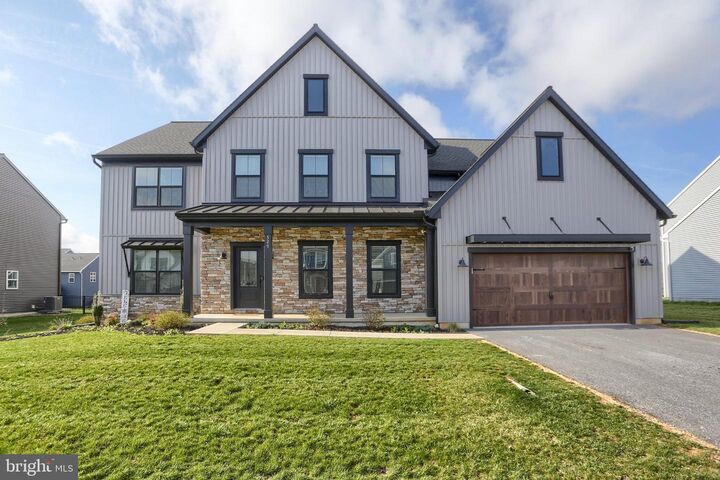 Property Photo:  529 Breezewood Lane  PA 17003 