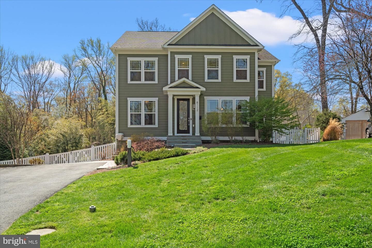 Property Photo: 8112 Wingfield Place VA 22308