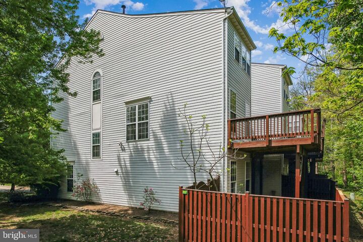 Property Photo:  13080 Park Crescent Circle  VA 20171 