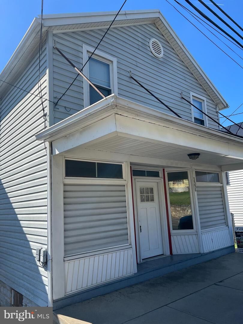 Property Photo: 3398 N Main Street VA 22660