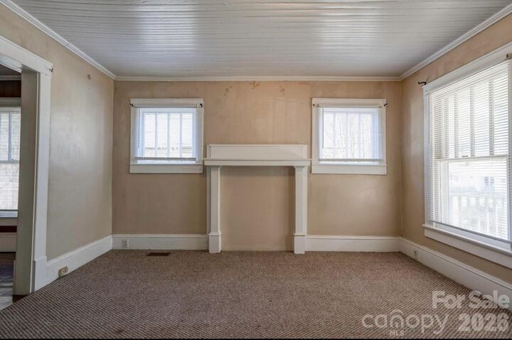 Property Photo:  312 Clegg Street  NC 28150 