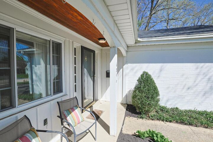 Property Photo:  6846 Juniperview Lane  OH 45243 