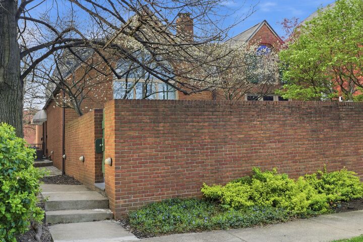 Property Photo:  623 Franklin Avenue  OH 43215 