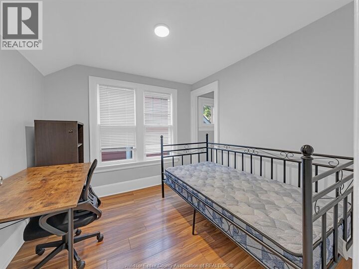 Property Photo:  353 Indian Road 5  ON N9E 2M1 