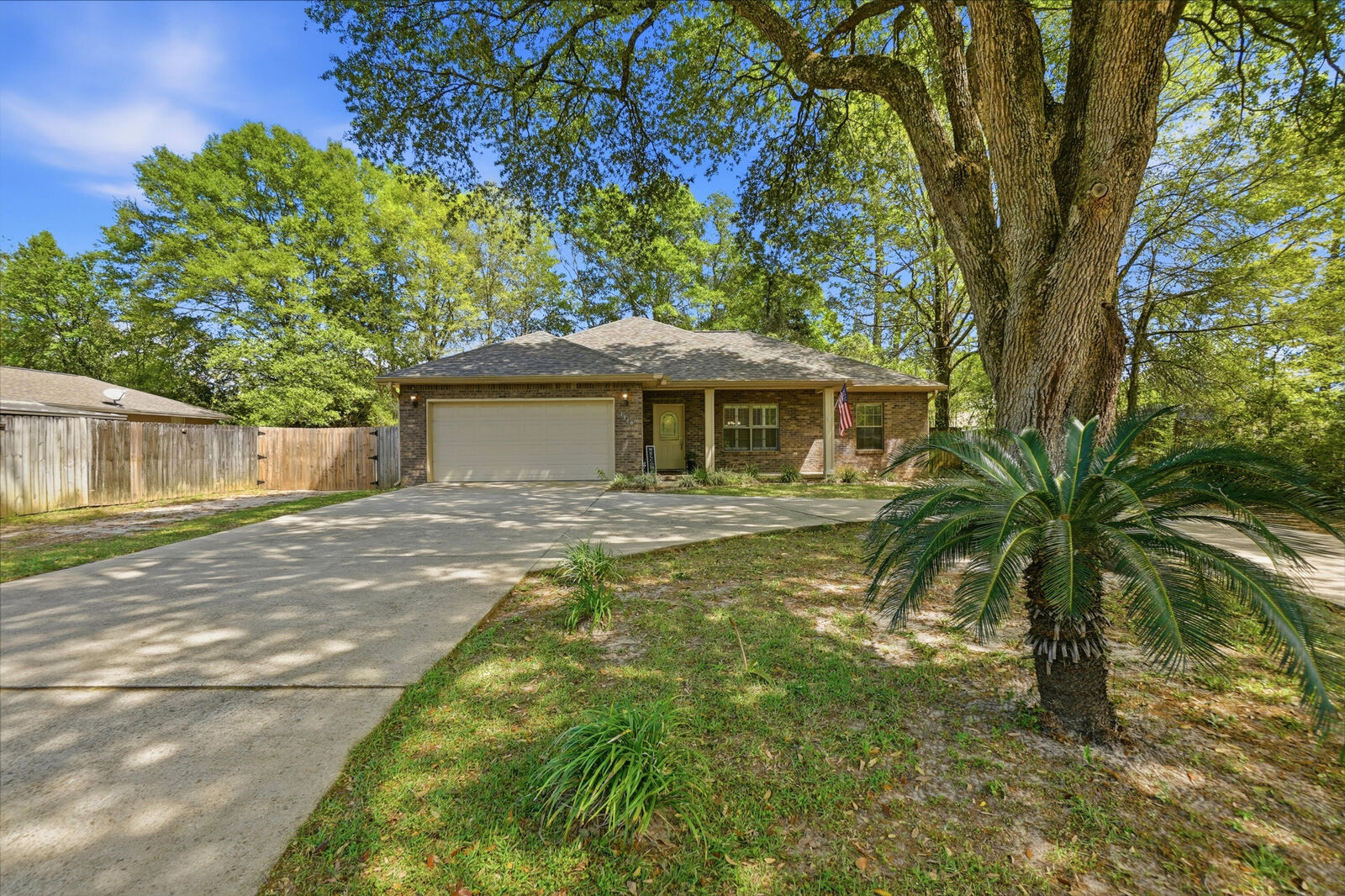 Property Photo:  1310 Texas Parkway  FL 32536 