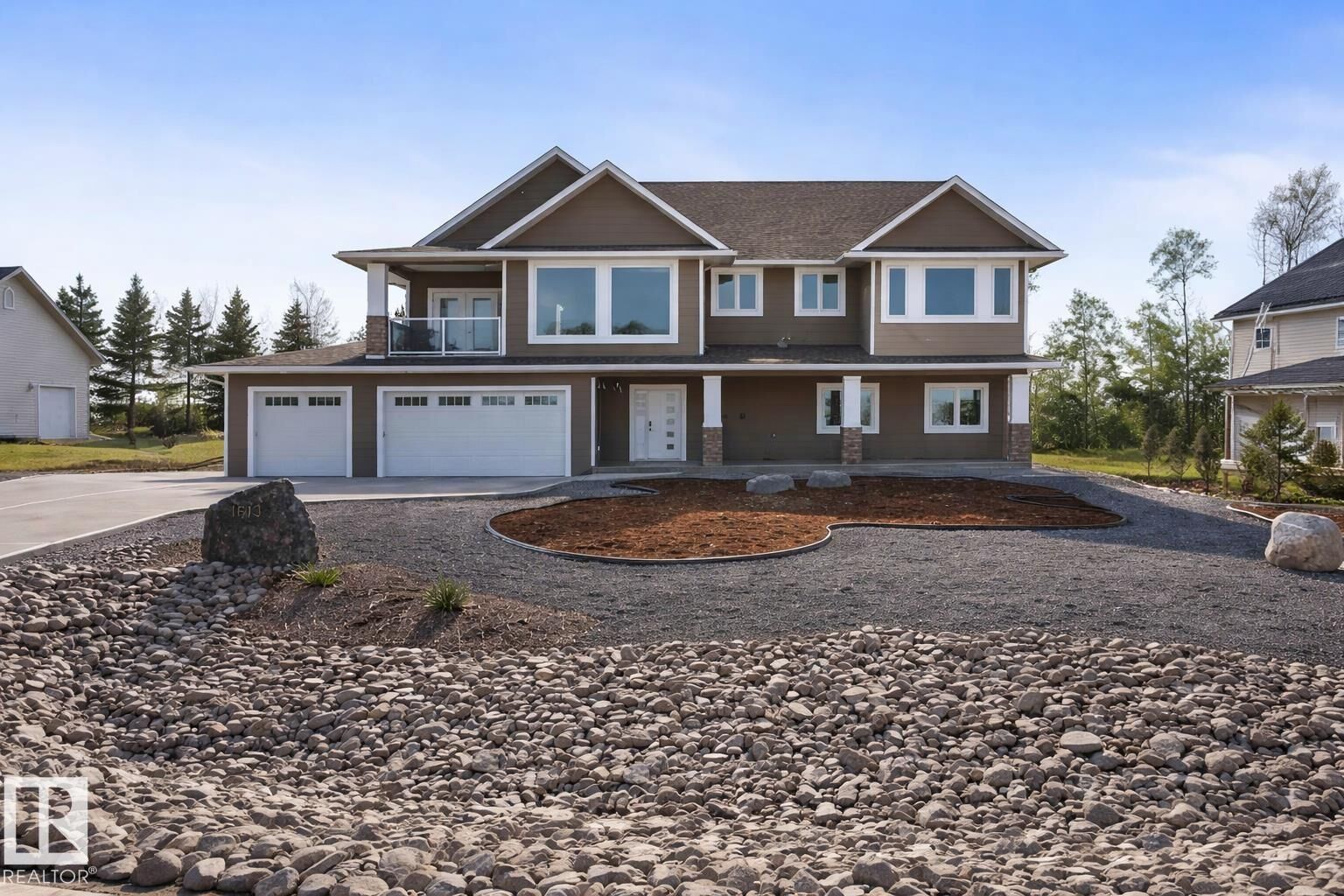 Property Photo: 1513 Horseshoe Bay Estates AB T9M 1G8