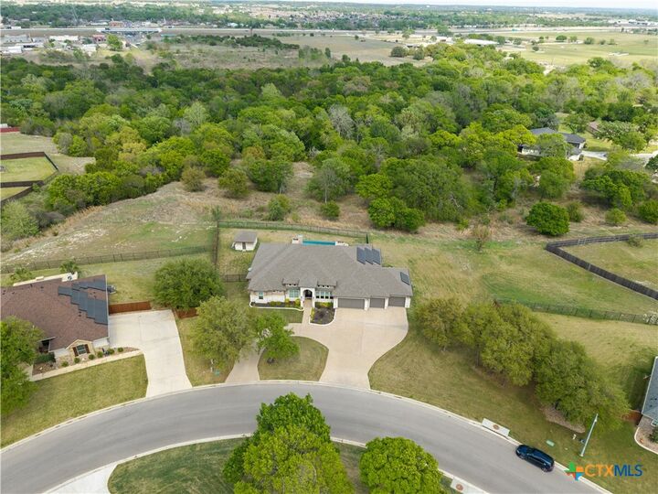Property Photo:  4013 Turning Leaf Drive  TX 76559 