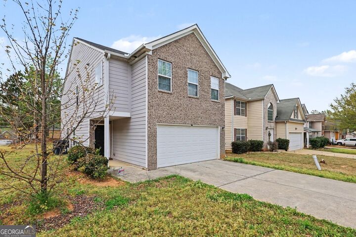 Property Photo: 2204 Creel Road GA 30349