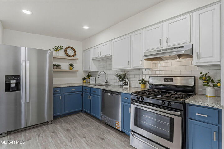 Property Photo:  10333 Uvalde Place  TX 79924 