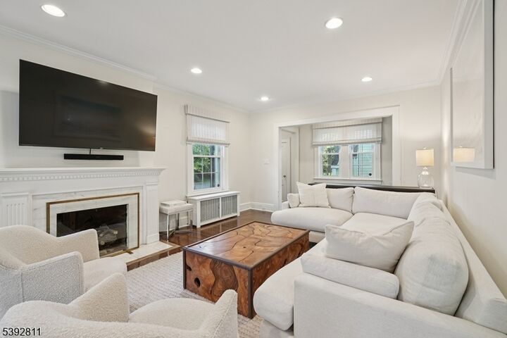 Property Photo:  275 Woodland Ave  NJ 07901 