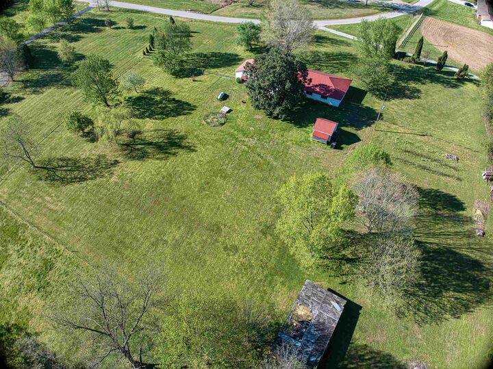 Property Photo:  1857 Busby Station Rd  KY 42452 