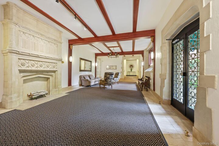 Property Photo: 250 Bronxville Road 2G NY 10708