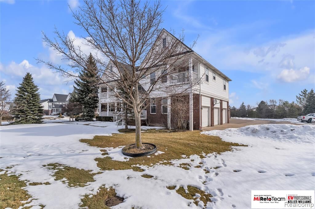 Property Photo:  29104 Philadelphia Drive 13  MI 48051 3781 