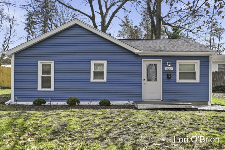 Property Photo:  1503 Bradford Street NE  MI 49503 