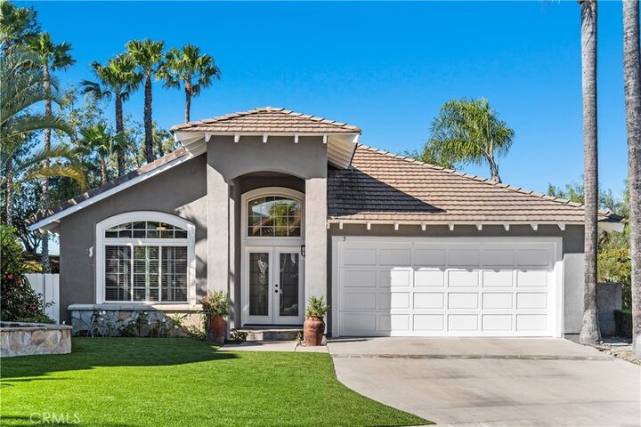 Property Photo:  5 Blackburn  CA 92679 