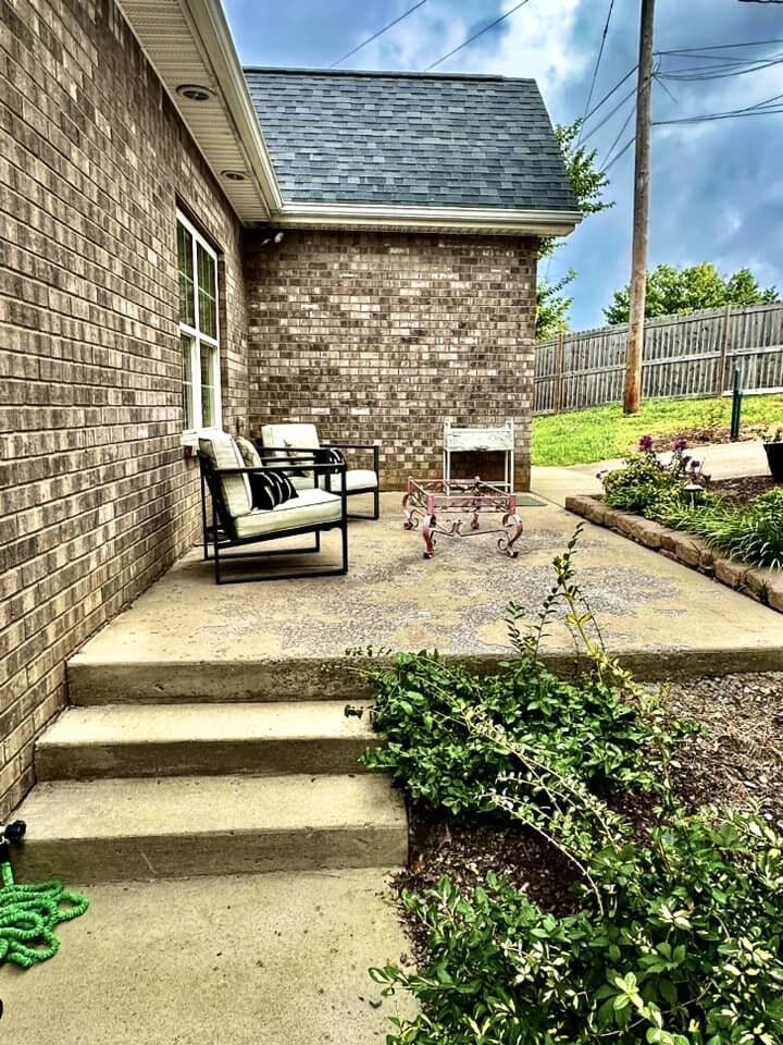 Property Photo: 1605 S Cannon Blvd E 201 TN 37160