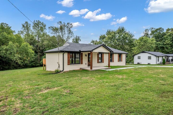 Property Photo:  3873 Cantarutti Rd  TN 37080 
