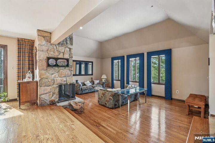 Property Photo: 845 Rifle Camp Road NJ 07424