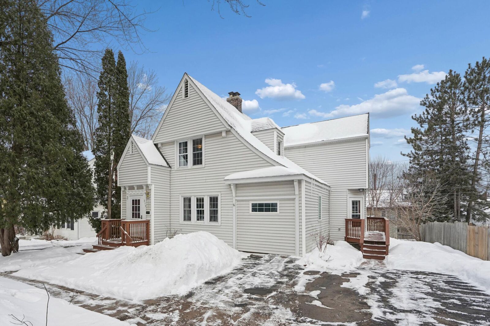 Property Photo: 315 Avenue D MN 55720