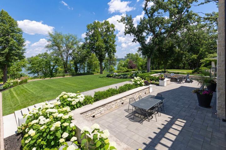 Property Photo:  4889 E Lake Harriet Parkway  MN 55419 