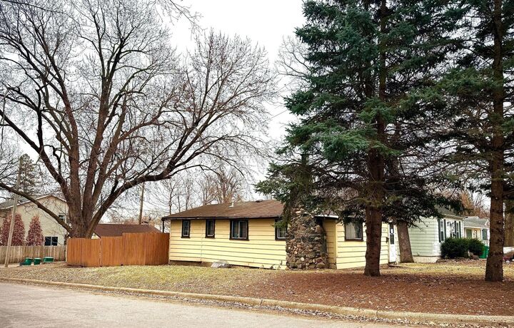 Property Photo: 2701 Blackstone Avenue MN 55416