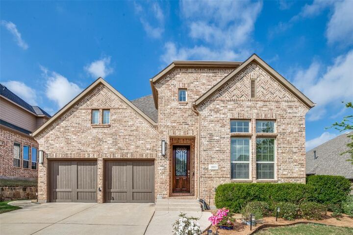 Property Photo:  1011 Riviera Road  TX 76262 
