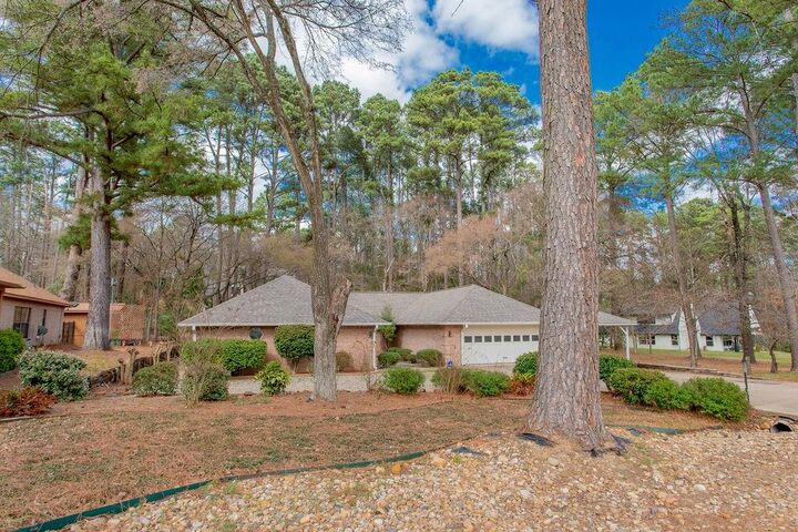 Property Photo:  1633 Brookhollow Drive  TX 75771 