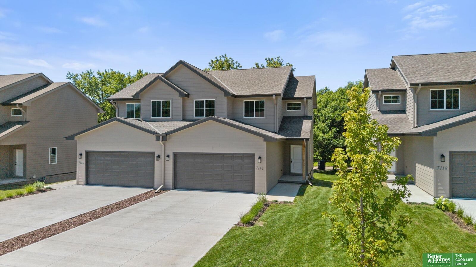 Property Photo: 7114 N 79th Court NE 68122