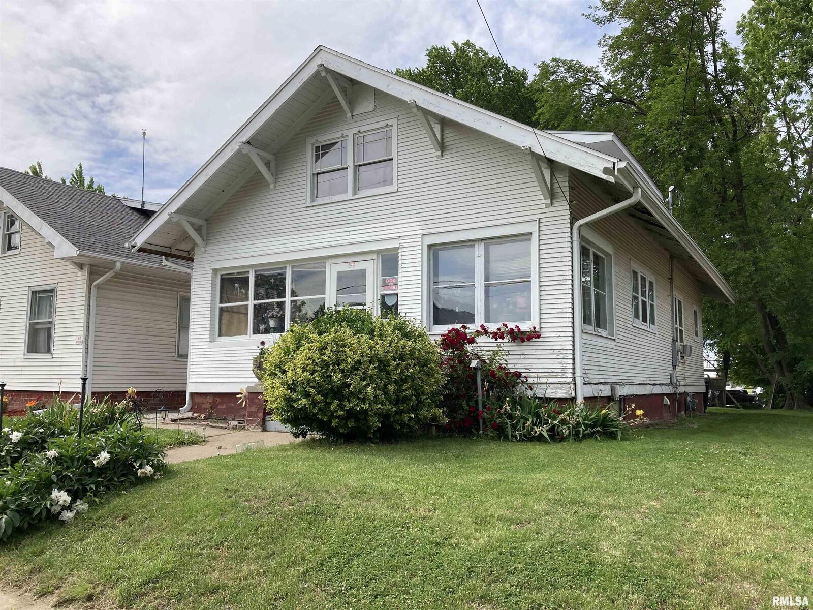 Property Photo: 763 Mulberry Street IL 61401
