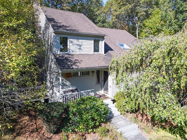 Property Photo:  6 Ledgestone Dr  MA 01748 