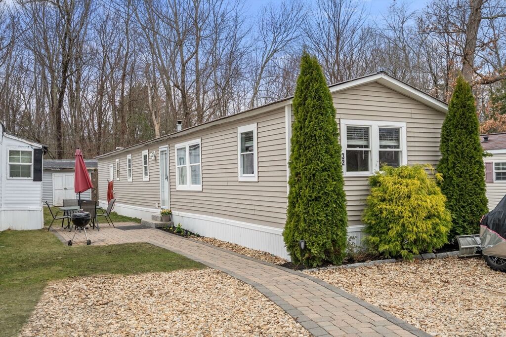 Property Photo:  1790 Massachusetts Ave 32  MA 01462 