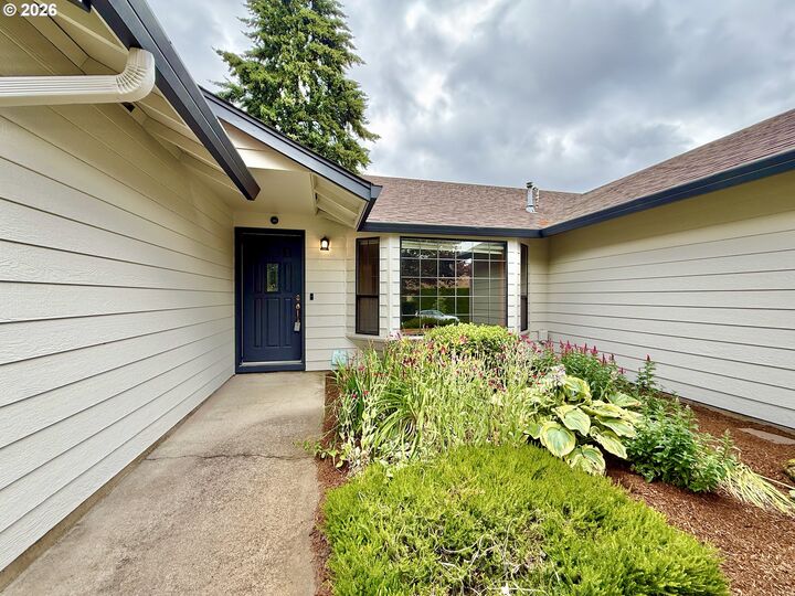 Property Photo: 4615 NE 25th Ct WA 98663