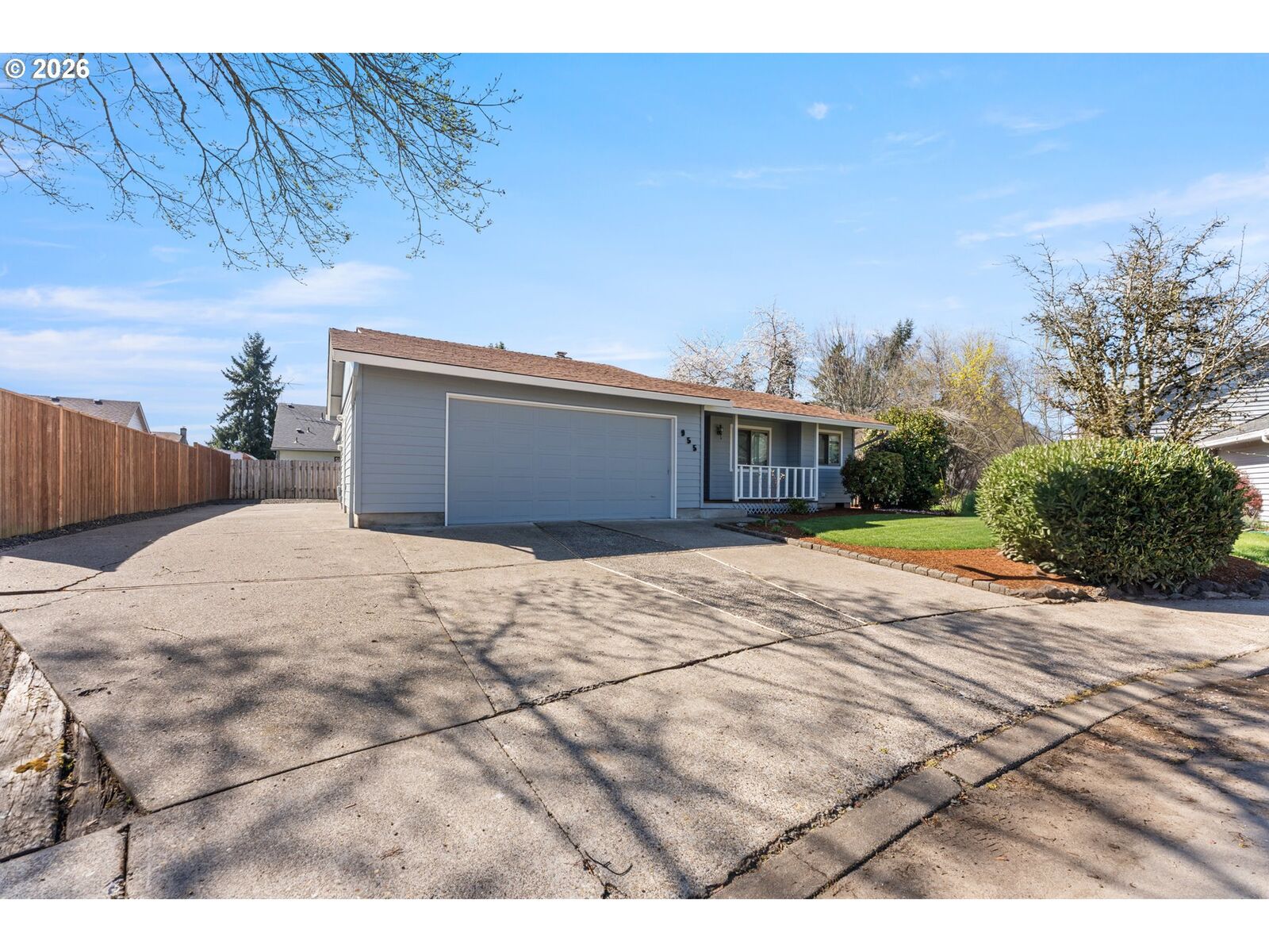 Property Photo:  955 Wildflower St NE  OR 97301 