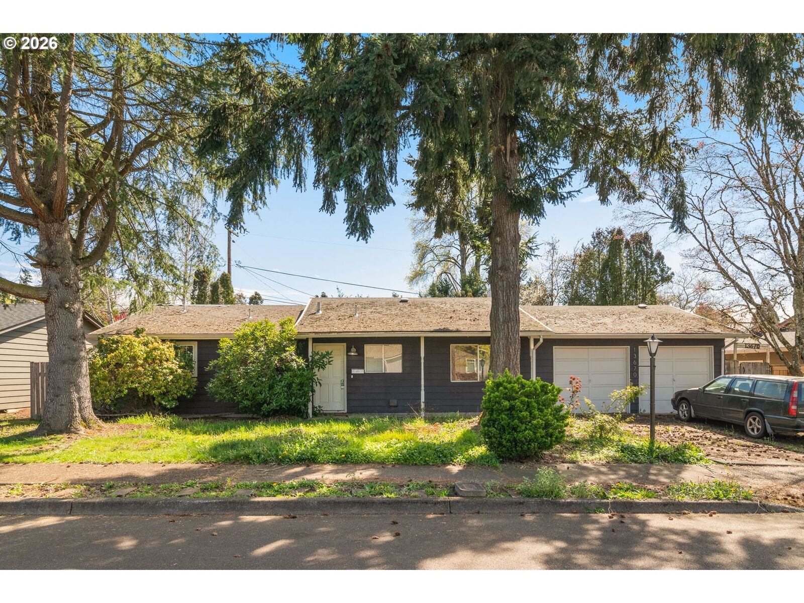 Property Photo:  13670 SW 21st St  OR 97008 