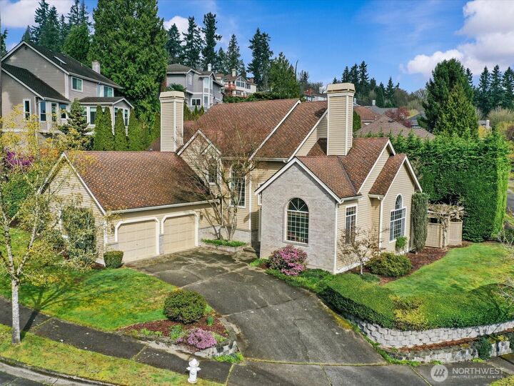 Property Photo: 19607 110th Place NE WA 98011