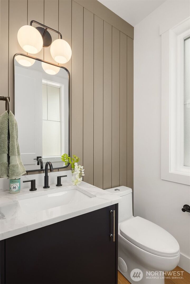 Property Photo:  13123 NE 87th Lane  WA 98033 