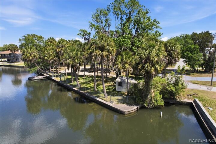 Property Photo:  1941 NW 16th Street  FL 34428 