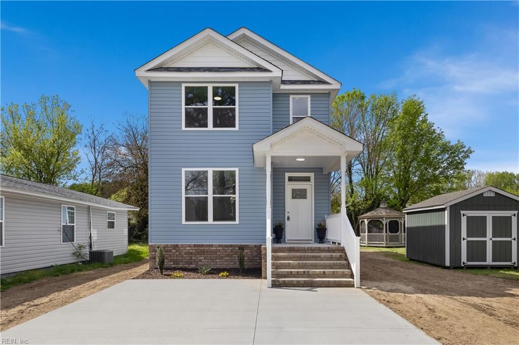 Property Photo:  109 Woodrow Ave  VA 23434 