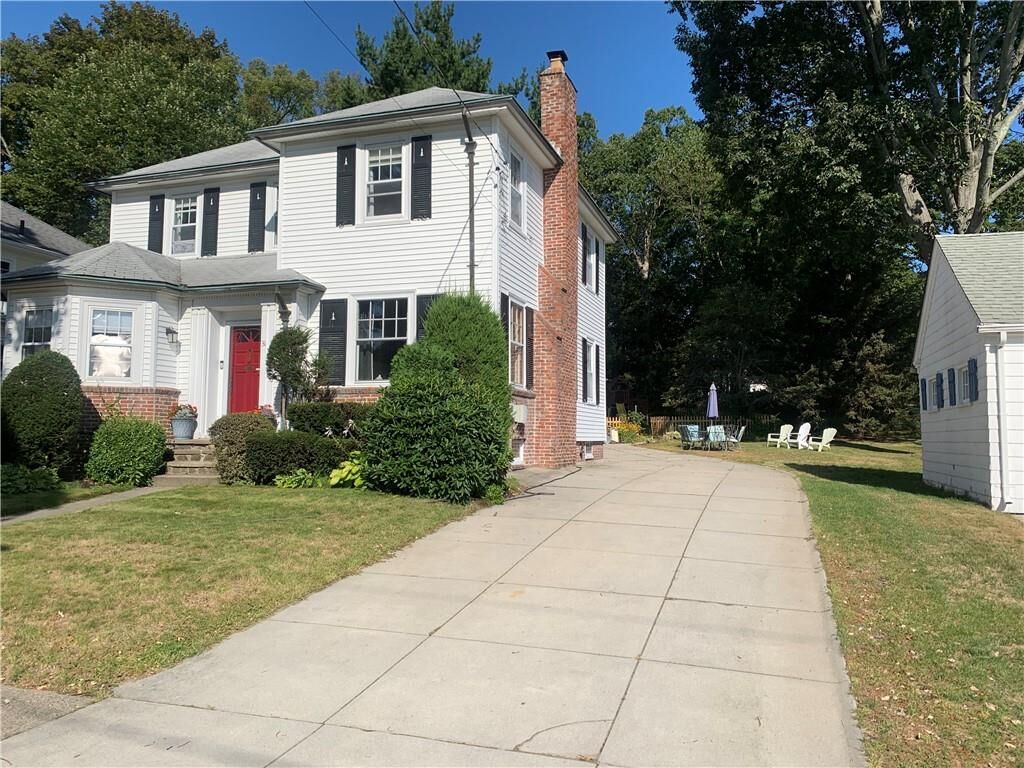Property Photo:  31 Elmcrest Avenue  RI 02908 