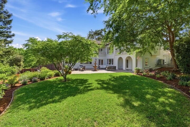 Property Photo: 40 Kataoka Court CA 94062