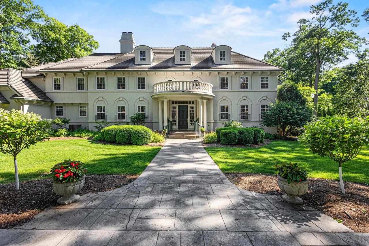 Property Photo:  565 Illinois Avenue  WI 54941 