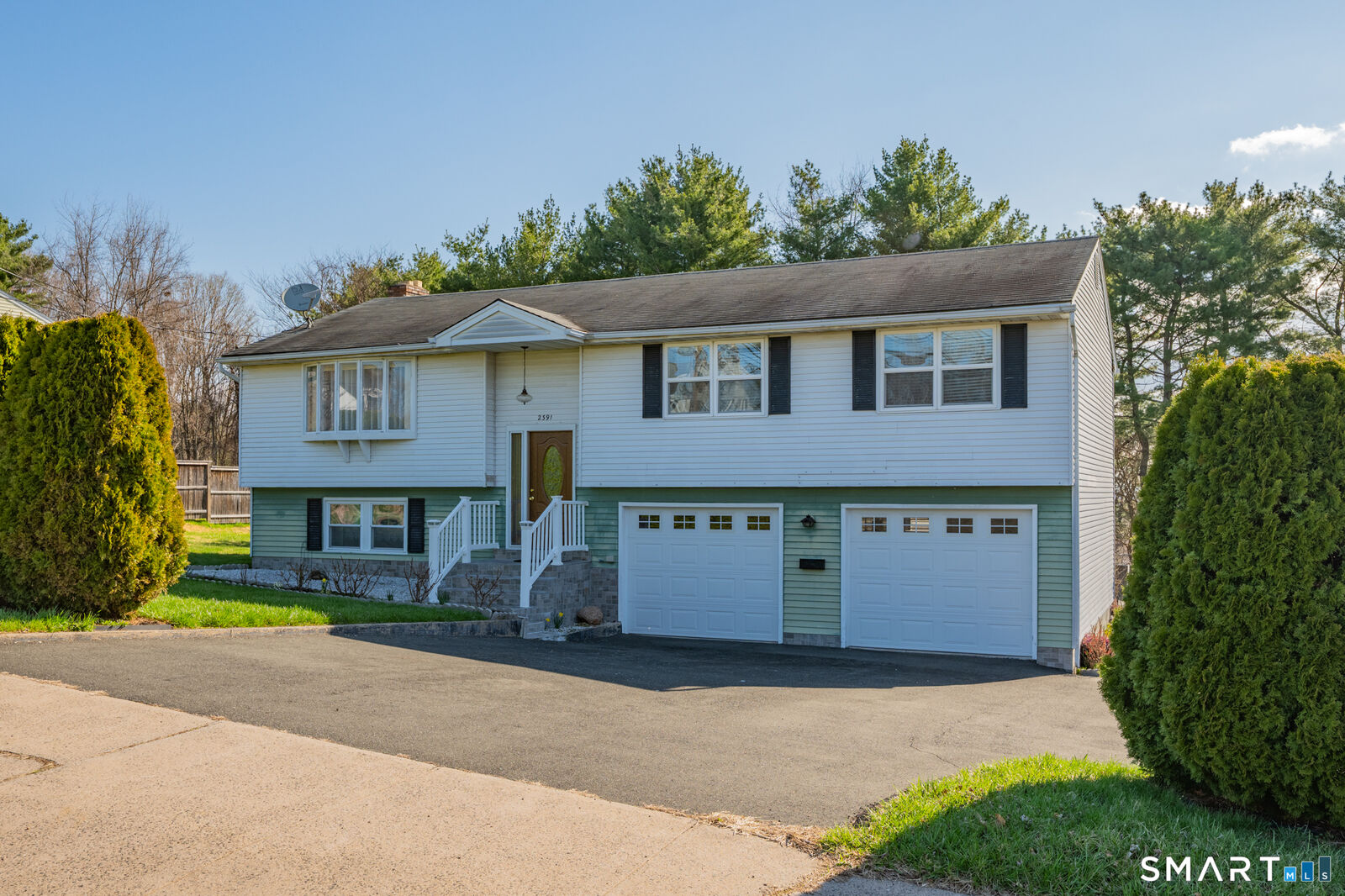 Property Photo:  2391 Stanley Street  CT 06053 