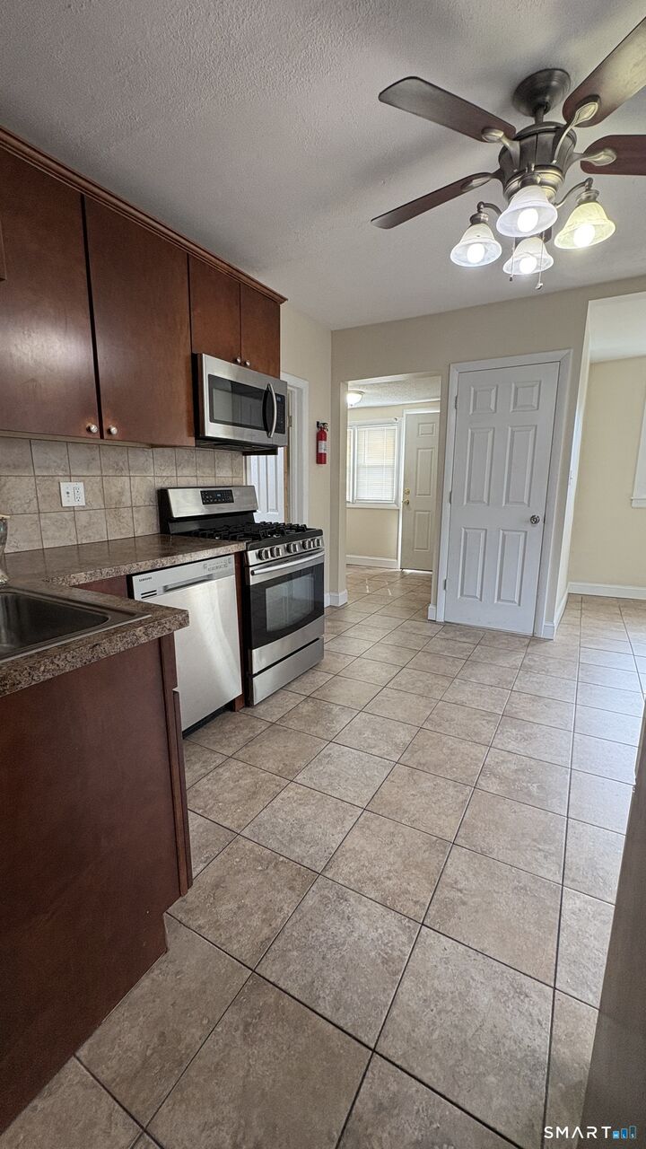 Property Photo:  38 Hillside Avenue  CT 06062 