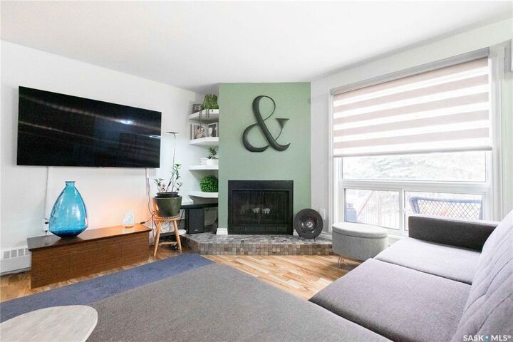 Property Photo:  2911 Harding Street 202  SK S4V 1B9 