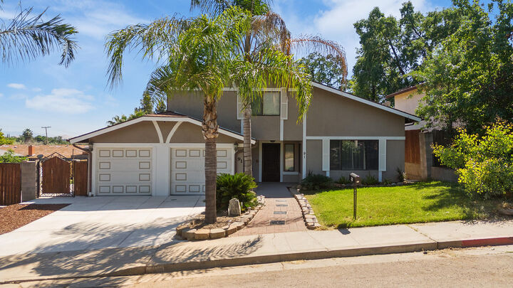 Property Photo:  91 Heatherwood Court  CA 93257 