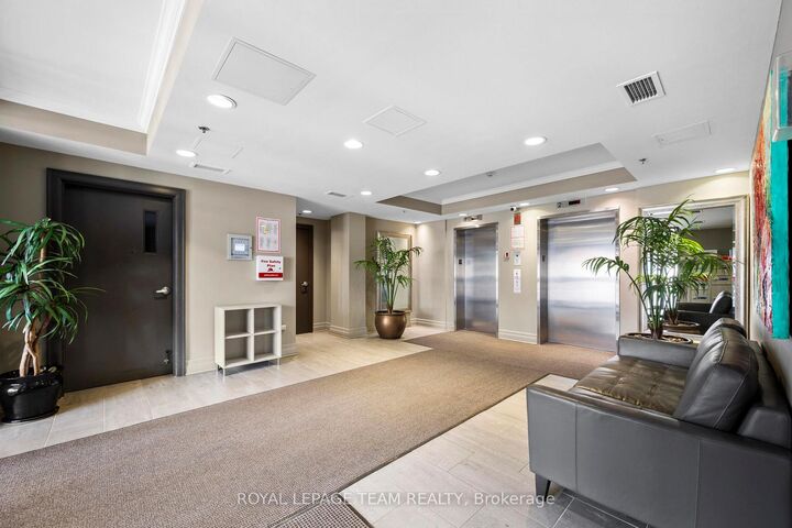 Property Photo: 260 Besserer Street 202 ON K1N 1J3