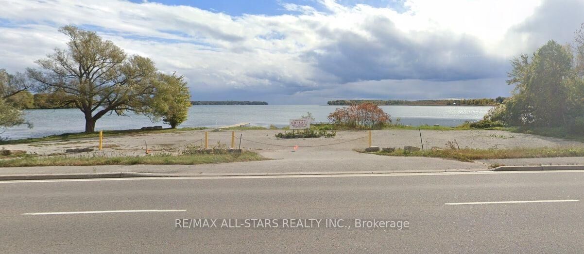 Property Photo:  463 Atherley Road  ON L3V 1E6 